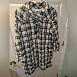 LOFT Black, White, and Tan Flannel Long Blouse/Dress